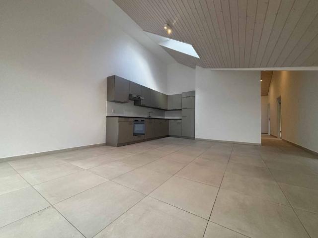 Charmant Appartement 4,5 pièces au 2ème étage 1162 ST PREX