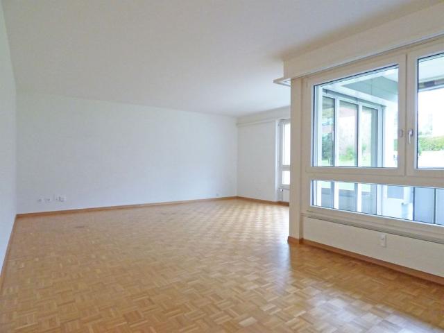 Your new home in a sunny and quiet residential area!