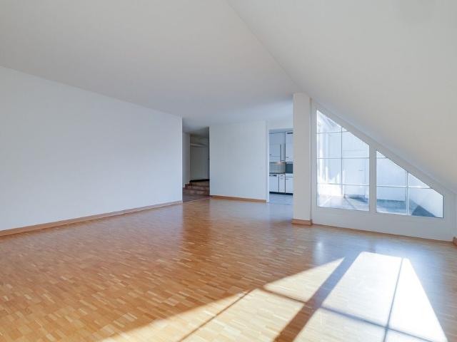 Grosszügige 3.5 Zimmerwohnung