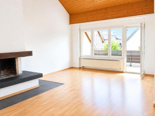 Grosszügige Maisonettewohnung 2 Balkone und Cheminée