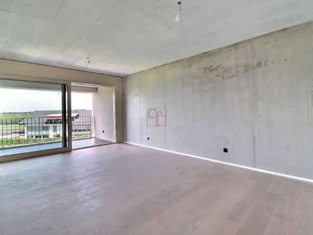Appartement neuf de 4.5 pièces à louer !