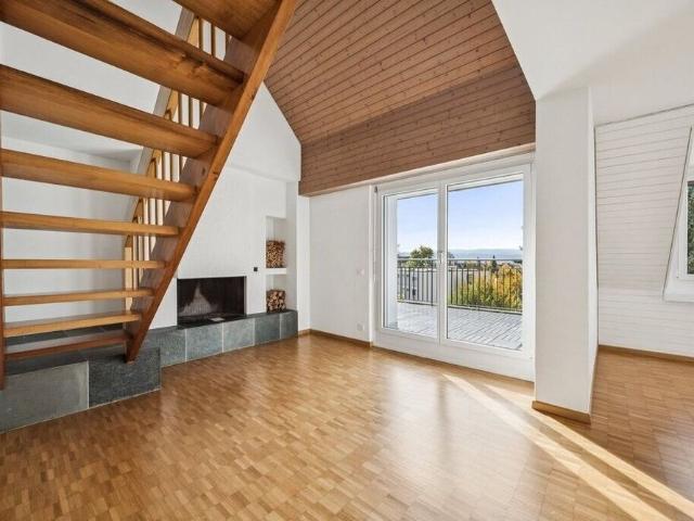 Modern living on two levels