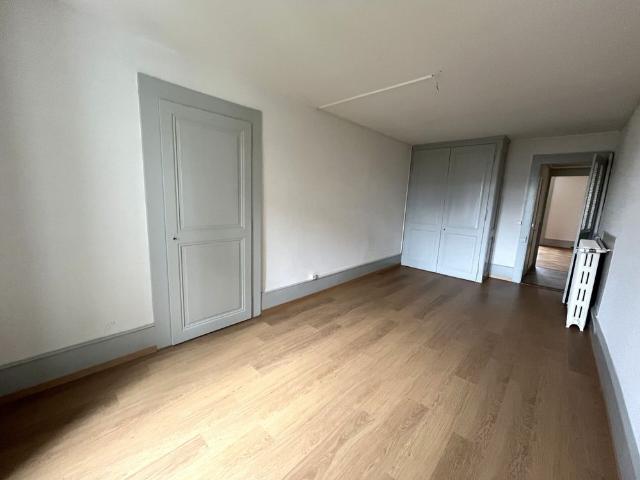 Large 4 room apartment with balcony and garden in Yverdon les Bains
