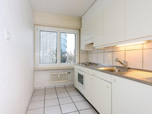 Quiet neighborhood, 3 minutes walk from the city center!