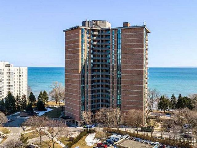 Located Near Lakeshore Rd/appleby Line Burlington
