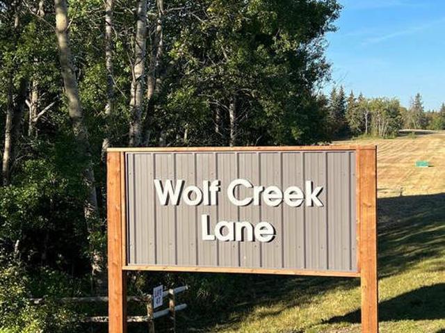 Located directly between Ponoka and Lacombe
