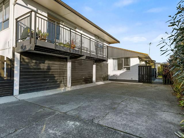 Located in the heart of Sydenham within the Cashmere High School Zone