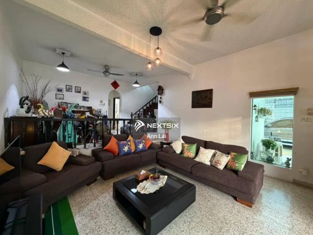 Located within a gated and guarded community, residents enjoy a safe and peaceful environment with easy access to schools, shopping malls, restaurants, and major highways