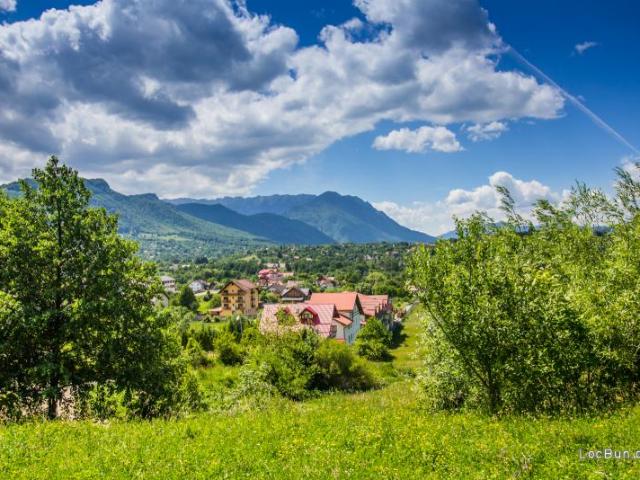 Locatie princiara, in inima naturii, zona Castelului Bran