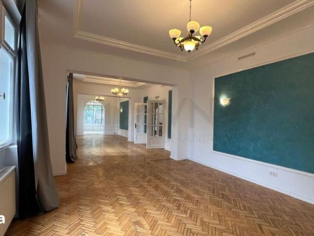 Locatie ultracentrala langa Piata Victoriei pretabila restaurant