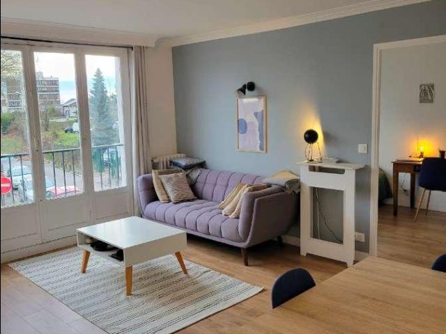 location 4 pièces meublée de 55 m² à Montreuil