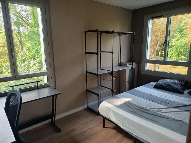 location 4 pièces meublée de 67 m² à Rueil Malmaison