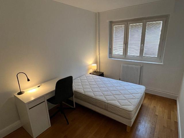 location 4 pièces meublée de 68 m² à Vénissieux