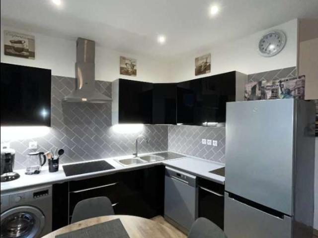 location 4 pièces meublée de 75 m² à Vanves