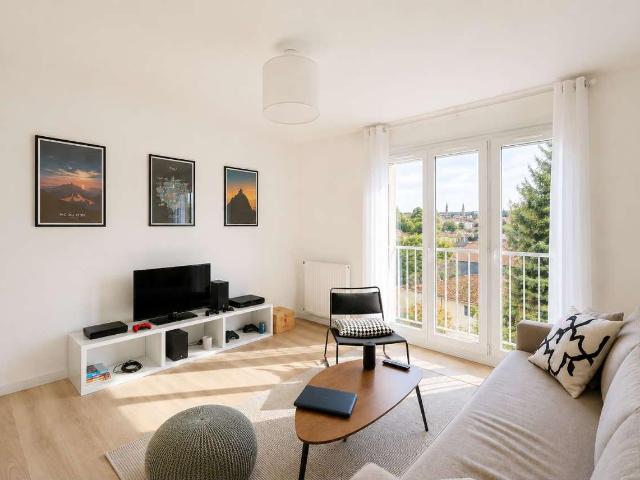 location 4 pièces meublée de 75 m² à Rezé