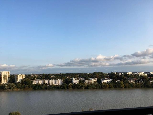location 4 pièces meublée de 76 m² à Nantes