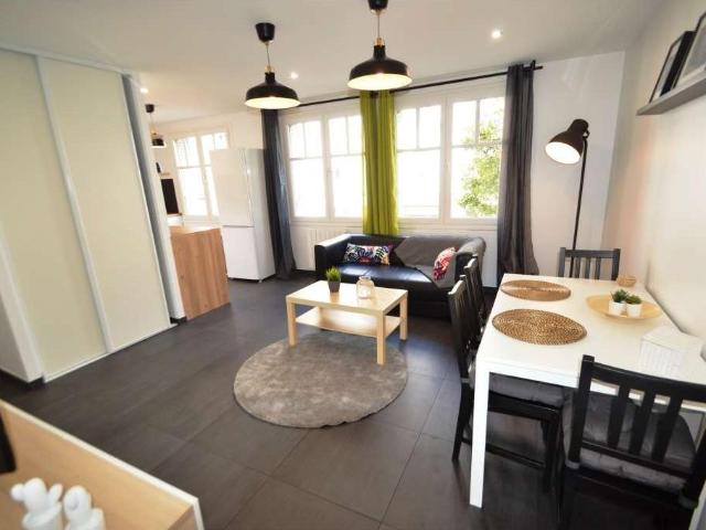 location 4 pièces meublée de 70 m² à Villeurbanne