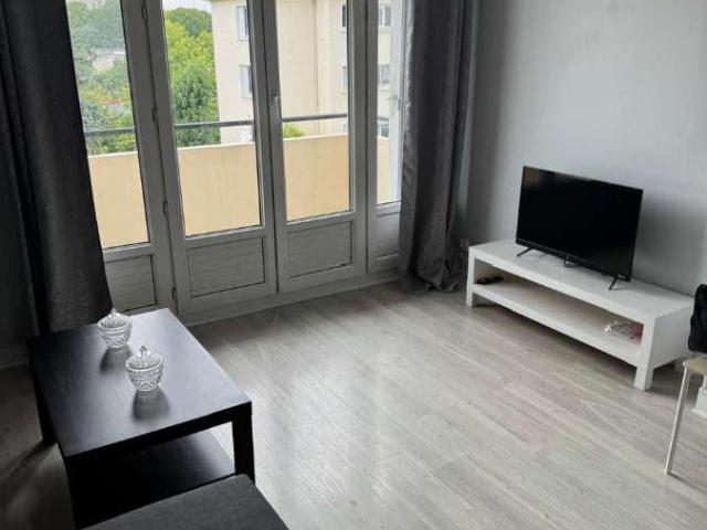 location 4 pièces meublée de 70 m² à La Courneuve