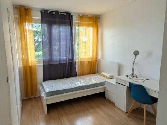 location 4 pièces meublée de 70 m² à Ris Orangis