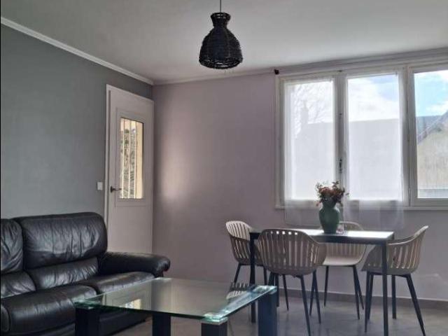 location 4 pièces meublée de 71 m² à Bron