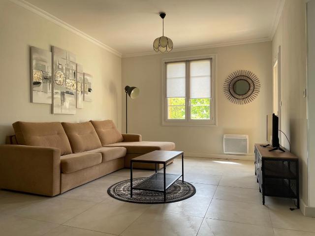 location 4 pièces meublée de 85 m² à Nîmes