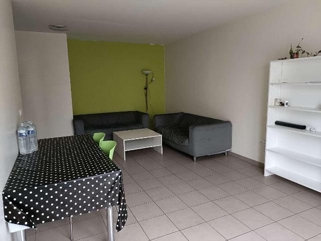 location 4 pièces meublée de 88 m² à Vaulx en Velin