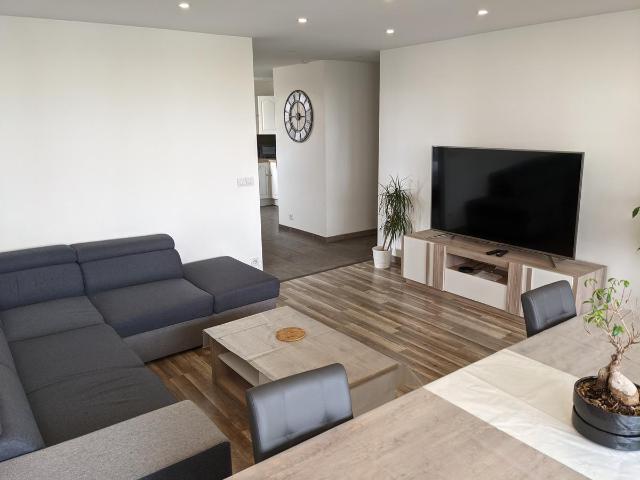 location 4 pièces meublée de 82 m² à Vaulx en Velin