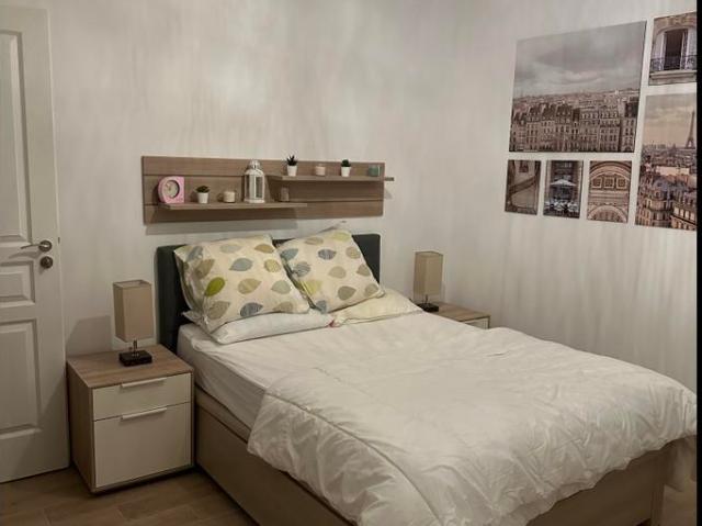 location 5 pièces meublée de 100 m² à Le Plessis Robinson