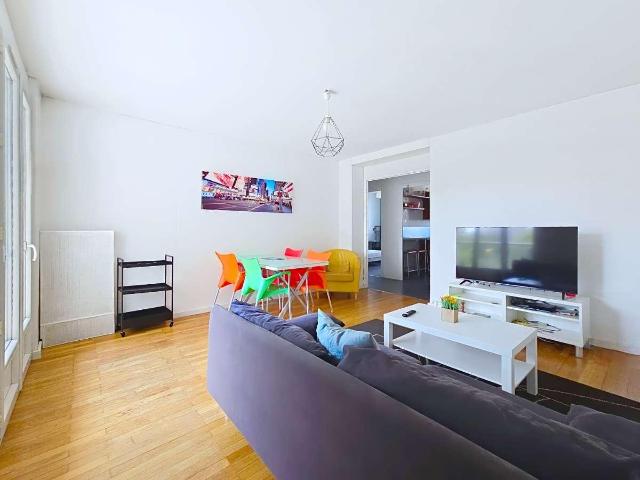 location 5 pièces meublée de 75 m² à Villeurbanne