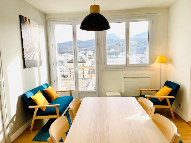location 5 pièces meublée de 75 m² à Chambéry