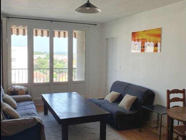 location 5 pièces meublée de 84 m² à Vaulx en Velin