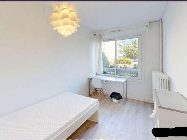 location 5 pièces meublée de 80 m² à Nantes
