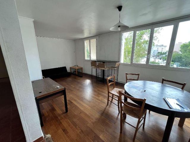 location 5 pièces meublée de 82 m² à Villeurbanne