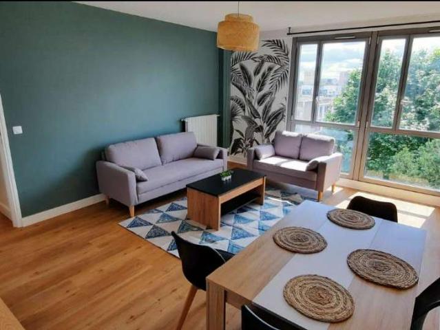 location 5 pièces meublée de 82 m² à Pierrefitte sur Seine