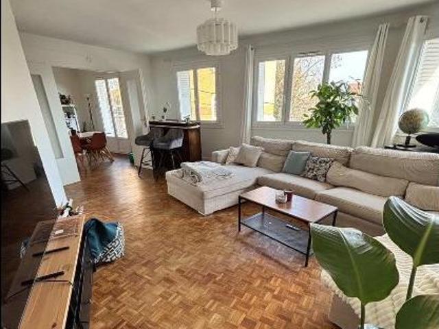 location 5 pièces meublée de 96 m² à Savigny sur Orge