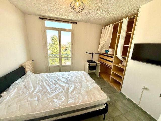 location 5 pièces meublée de 90 m² à Vénissieux