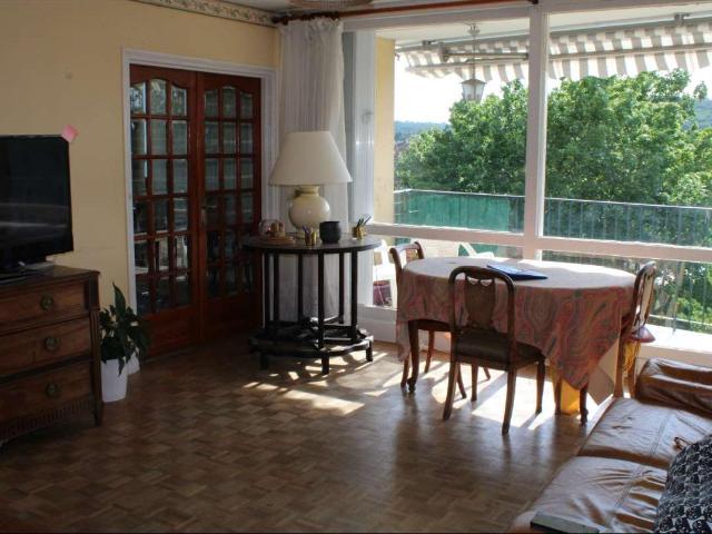 location 5 pièces meublée de 90 m² à Ballainvilliers