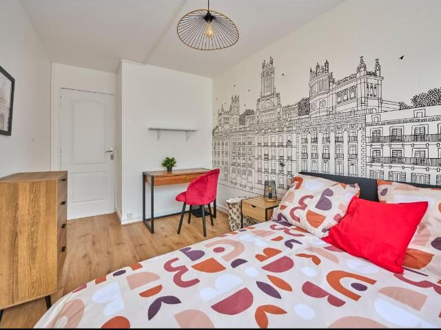 location 5 pièces meublée de 90 m² à Noisy le Grand