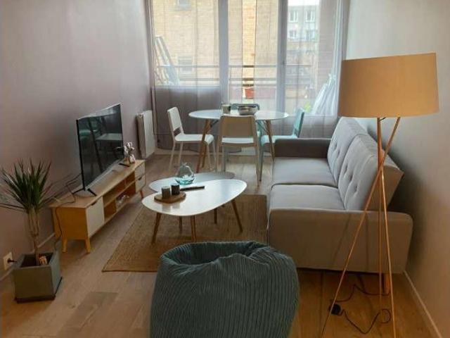 location 5 pièces meublée de 92 m² à Cergy