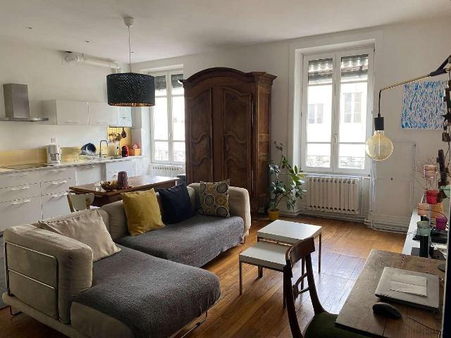 location 5 pièces meublée de 92 m² à Lyon