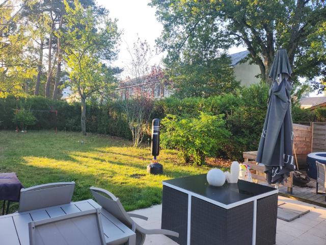 location 6 pièces meublée de 140 m² à Orléans