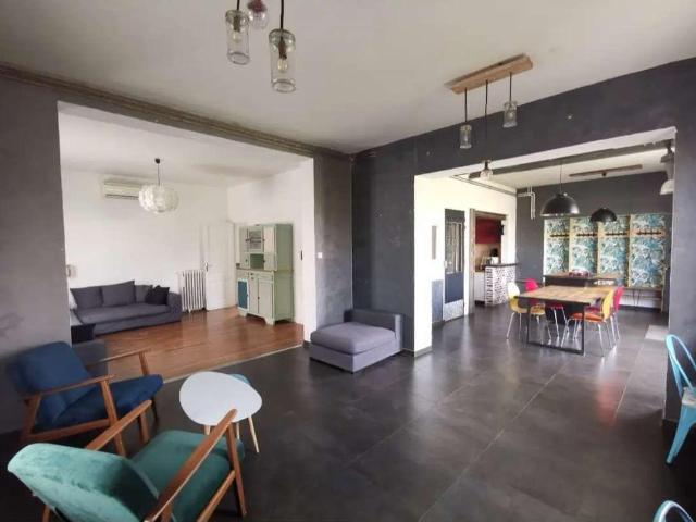 location 6 pièces meublée de 160 m² à Floirac