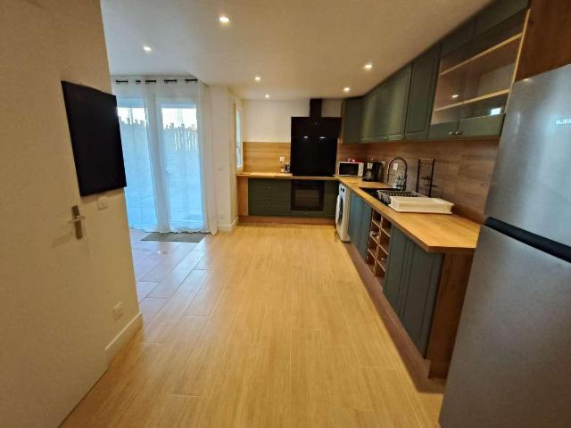 location 6 pièces meublée de 160 m² à Villetaneuse