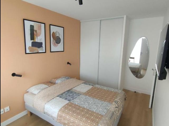 location 6 pièces meublée de 104 m² à Carrières sous Poissy