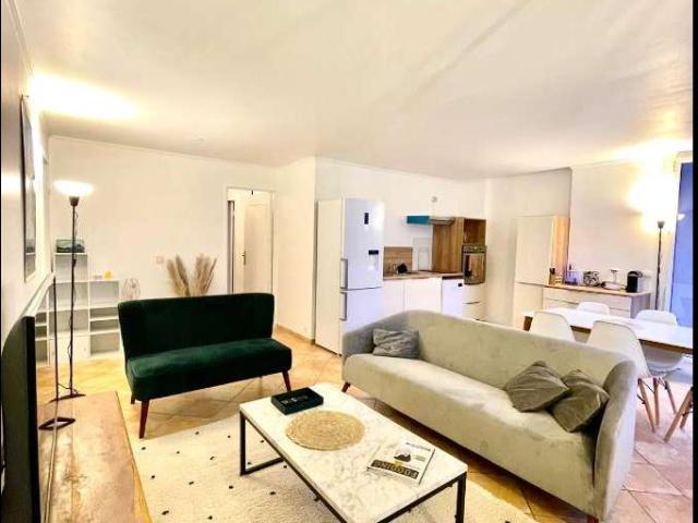 location 6 pièces meublée de 104 m² à Champs sur Marne