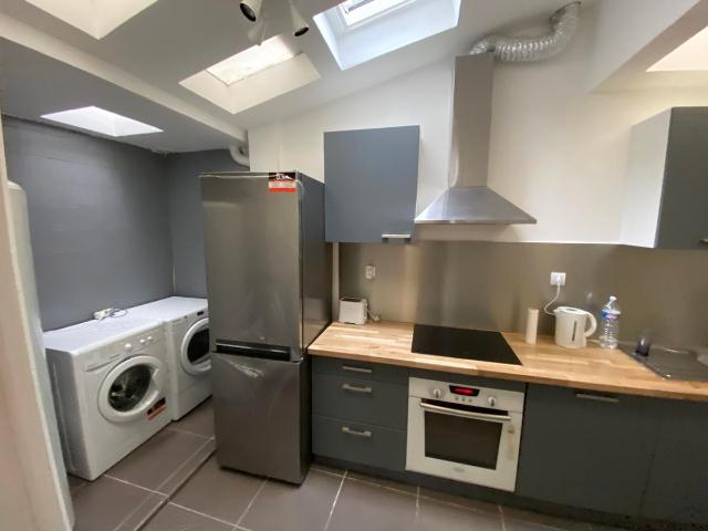 location 6 pièces meublée de 110 m² à Lille