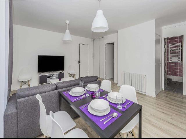 location 6 pièces meublée de 110 m² à Torcy