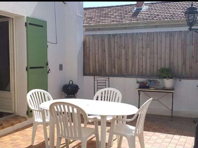 location 6 pièces meublée de 117 m² à Avignon