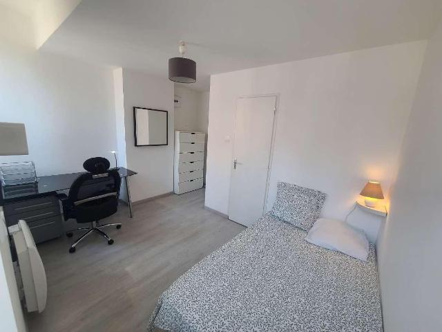location 6 pièces meublée de 115 m² à Roubaix