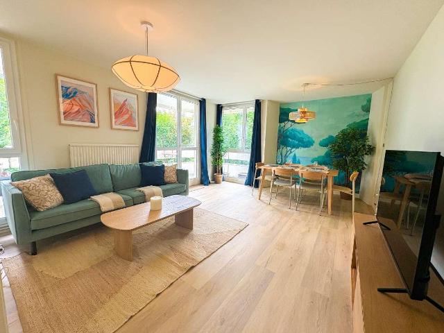 location 6 pièces meublée de 118 m² à Élancourt